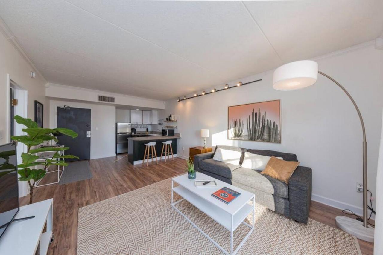Music Row Retreat - 3 Beds, 1 Bedroom, Pool, Parking NashvilleNashville  Kültér fotó