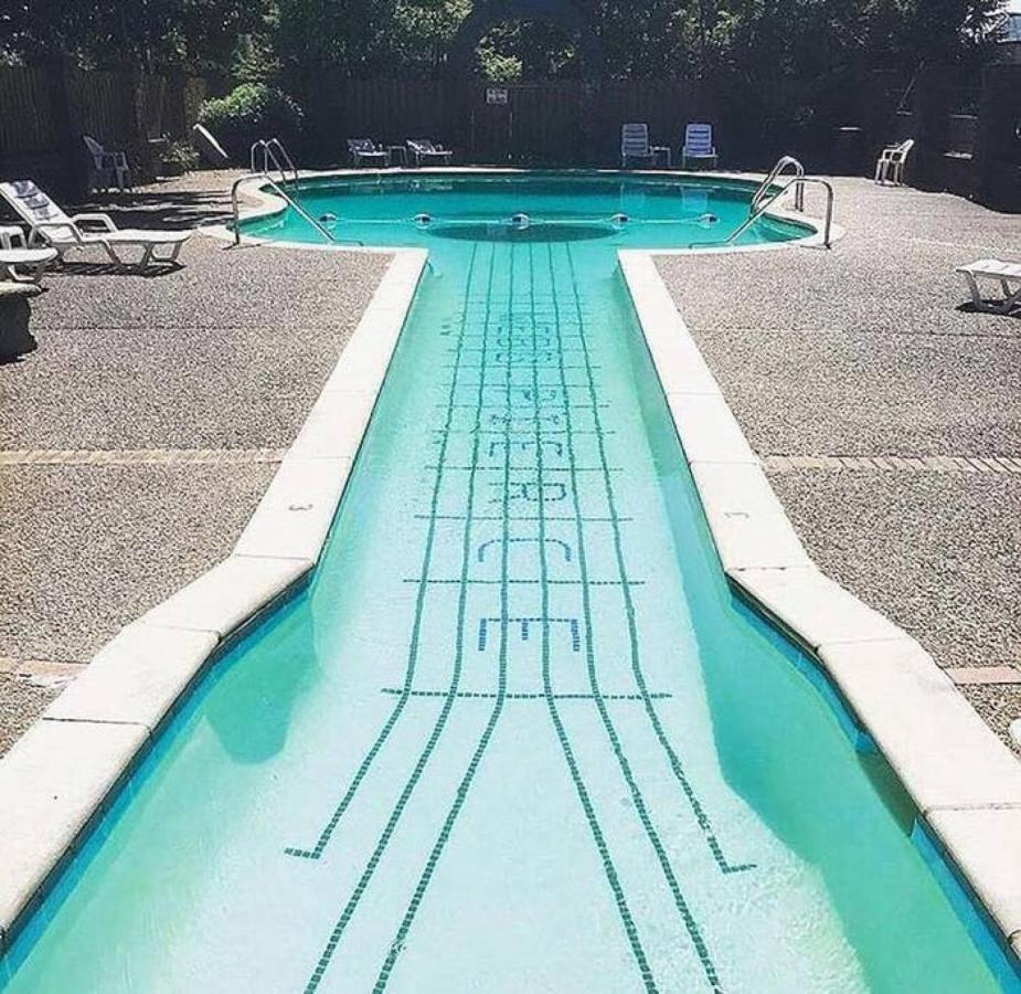 Music Row Retreat - 3 Beds, 1 Bedroom, Pool, Parking NashvilleNashville  Kültér fotó